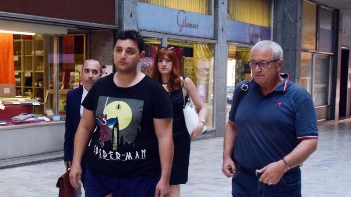 Biella | Condannato a 30 anni per aver trucidato la fidanzata: dal carcere ai domiciliari perché obeso