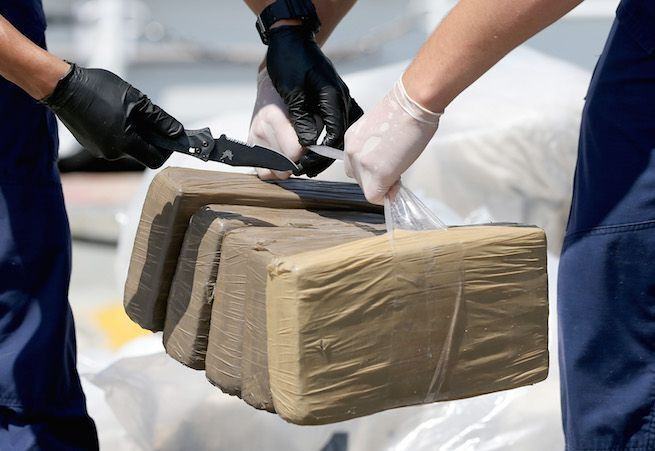 Reggio Calabria | Traffico e spaccio di droga collegamenti con Roma: 12 arresti – VIDEO