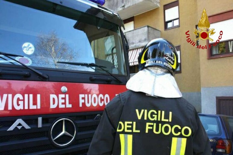 Avellino (Campania) | Tavernetta in fiamme, anziano salvato