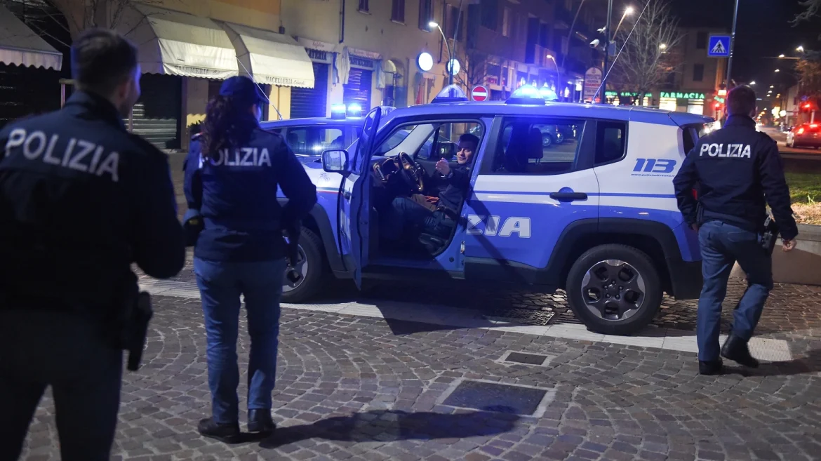 Milano | Ragazzo preso a bottigliate in testa e poi rapinato sul bus: un arresto