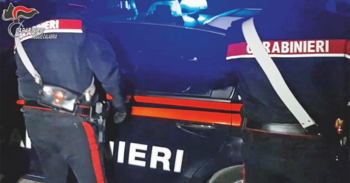 Pescara | Minorenne aggredisce (e rapina) coetaneo in discoteca: denunciato | un denunciato anche per possesso di droga