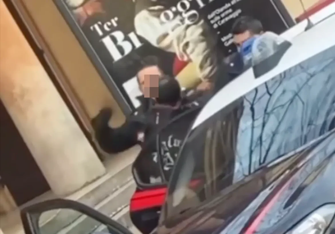 Modena | Uomo preso a pugni dai carabinieri, il video finisce sui social.  Ecco come sono andate davvero le cose