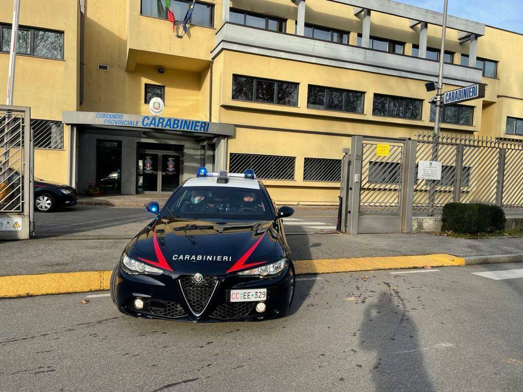 Zogno (Bergamo) | Medico 70enne palpeggia durante le visite: denunciato e arrestato per almeno 6 episodi