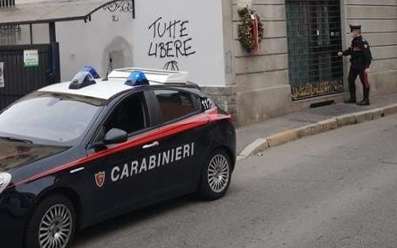 Villar Pellice (TO) | Tentata rapina alle poste: scappano senza bottino e si schiantano contro auto dei carabinieri