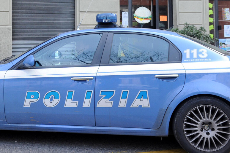 Milano | Cercano di rapinare ragazze, tre 15enne arrestati