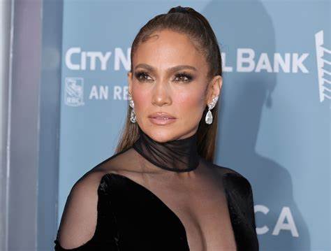 Jennifer Lopez annulla il Tour per dedicarsi alla famiglia